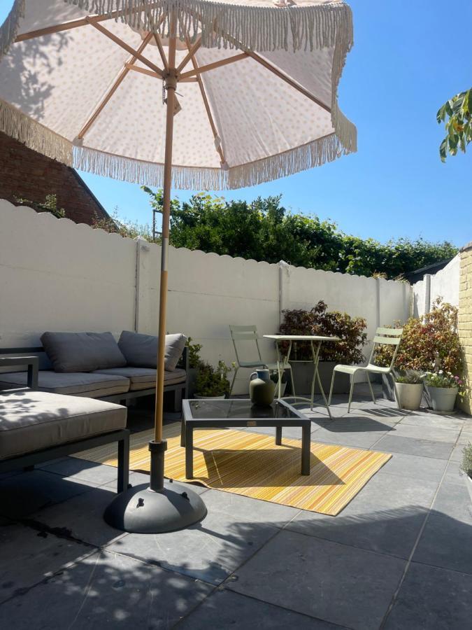 Guesthouse Poppies , Free Parking Οστένδη Εξωτερικό φωτογραφία