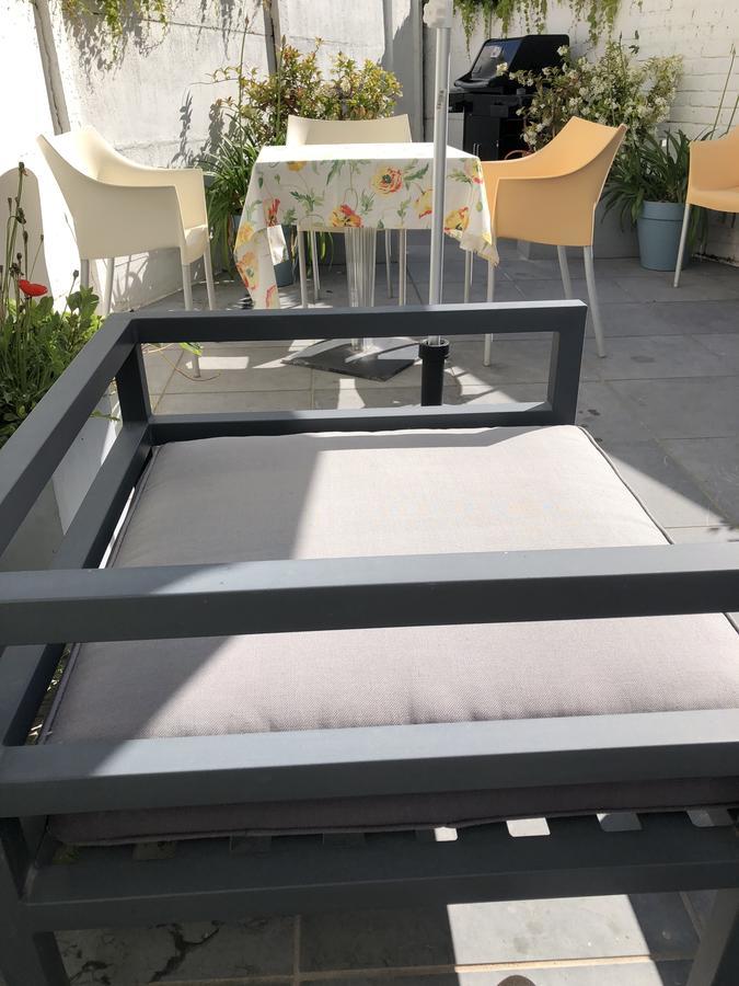 Guesthouse Poppies , Free Parking Οστένδη Εξωτερικό φωτογραφία