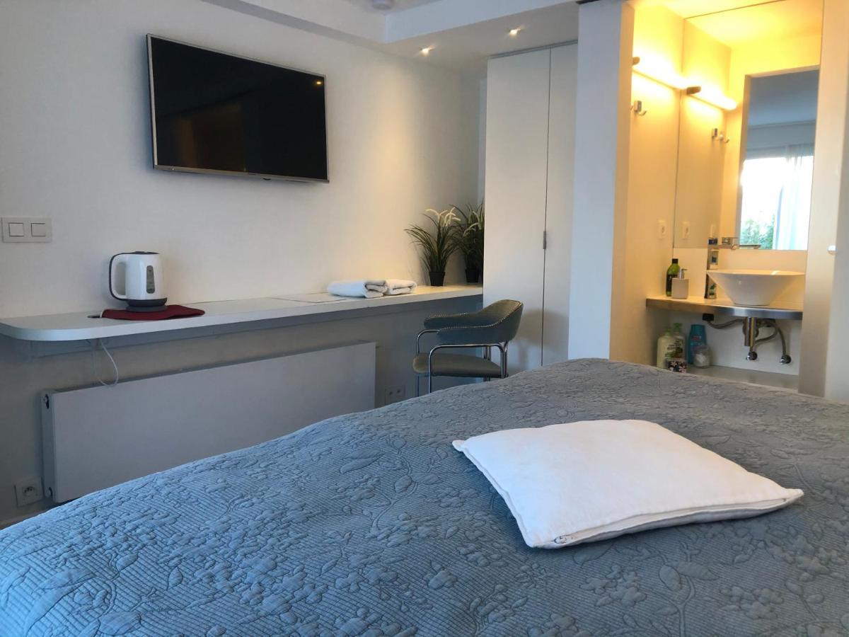 Guesthouse Poppies , Free Parking Οστένδη Εξωτερικό φωτογραφία